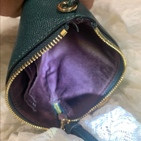 Coach Wristlet with 2 charms- Forest Green -new - Picture 10 of 16